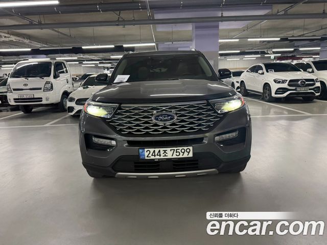 Ford Explorer 6-го поколения 3.0 Platinum 4WD - фото 2
