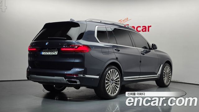 BMW X7 G07 xDrive 40i Design Pure Excellence 6-Seater - фото 1