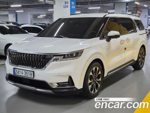 Kia Carnival 4-го поколения 9-Seater Signature - фото 0