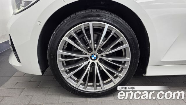 BMW 3 Series G20 320d Luxury - фото 4