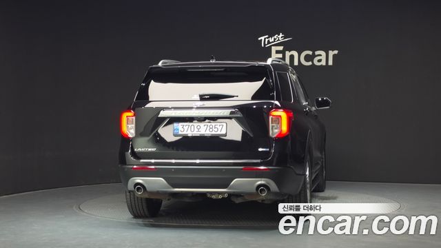 Ford Explorer 6-го поколения 2.3 LimIted 4WD - фото 3