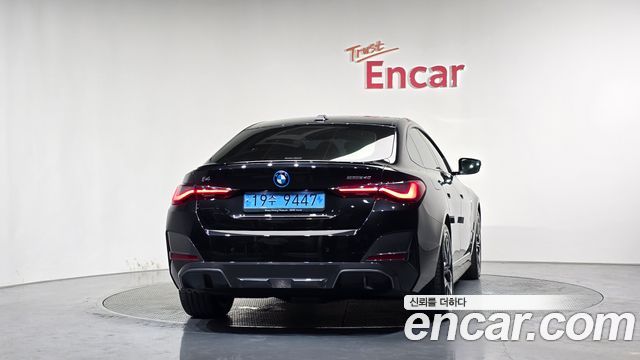 BMW i4 eDrive40 M Sports Pro - фото 3