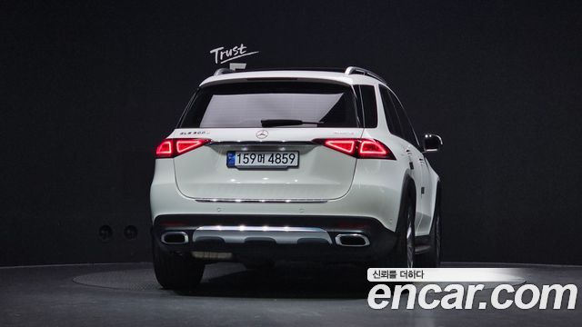 Mercedes-Benz GLE-Class W167 GLE300d 4MATIC - фото 3