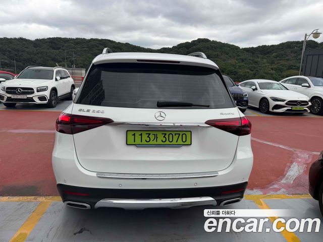Mercedes-Benz GLE-Class W167 GLE350 4MATIC - фото 2