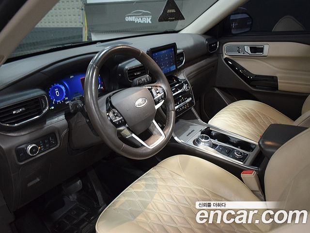Ford Explorer 6-го поколения 3.0 Platinum 4WD - фото 3