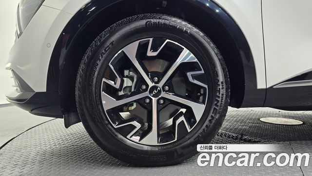 Kia Sportage 5-го поколения, гибрид Signature 2WD - фото 4