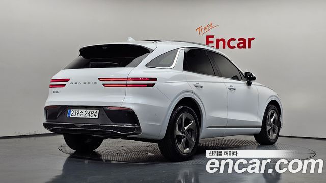 Genesis GV70 2.5T Gasoline 2WD - фото 0