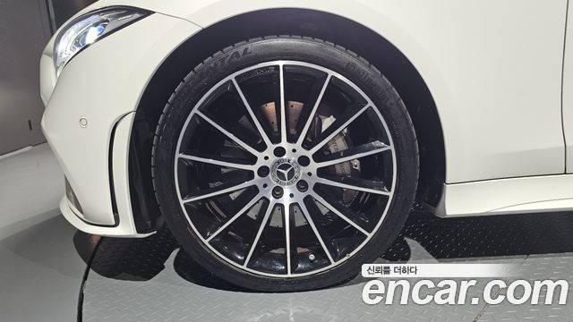 Mercedes-Benz CLS-Class C257 CLS450 4MATIC AMG Line - фото 3