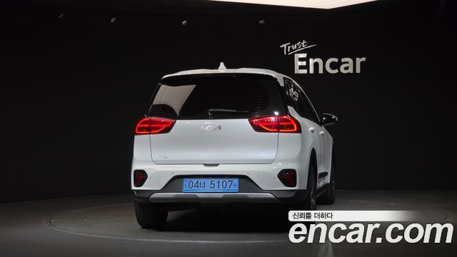 Kia Niro Plus Earth - фото 3