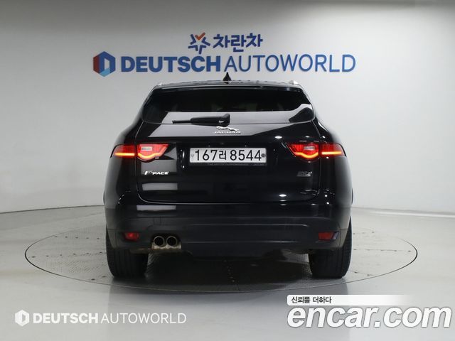 Jaguar F-PACE 20d Portfolio - фото 3