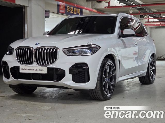 BMW X5 G05 xDrive 45e M Sport - фото 0