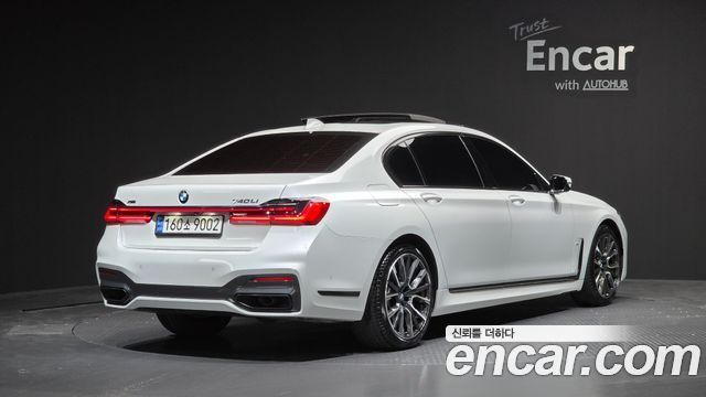 BMW 7 Series G11 740Li xDrive M Sport Package - фото 0