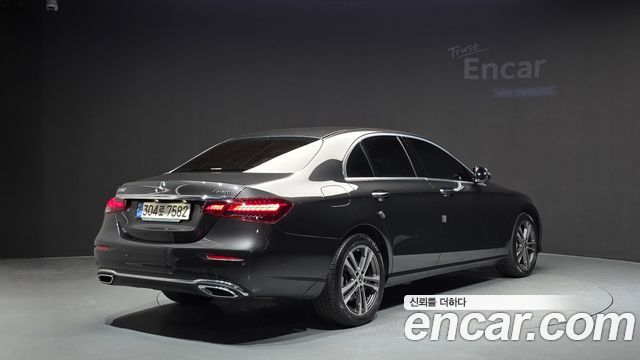 Mercedes-Benz E-Class W213 E350 4MATIC Avantgarde - фото 1