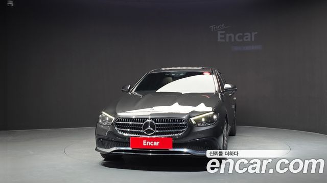 Mercedes-Benz E-Class W213 E350 4MATIC Avantgarde - фото 2