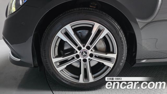 Mercedes-Benz E-Class W213 E350 4MATIC Avantgarde - фото 4