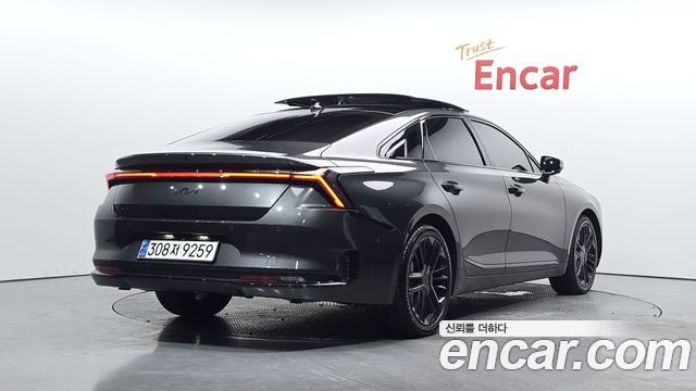 Kia K8 New, гибрид Signature Black - фото 1
