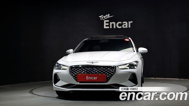 Genesis G70 2.0T Elite - фото 2
