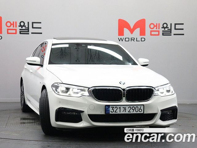BMW 5 Series G30 520d M Sport Package Plus - фото 1