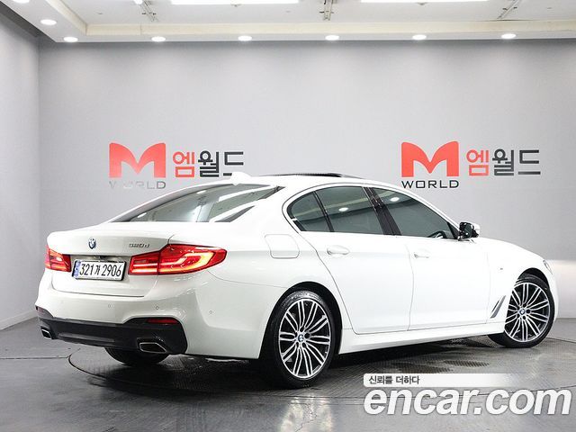 BMW 5 Series G30 520d M Sport Package Plus - фото 3