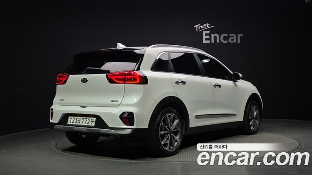 Kia Niro New 1.6 HEV Noblesse Special - фото 1