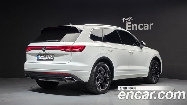 Volkswagen Touareg 3-го поколения 3.0 TDI Prestige - фото 1