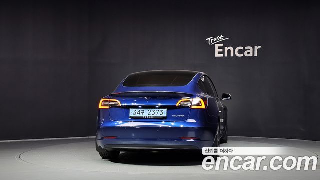 Tesla Model 3 Long Range AWD - фото 3