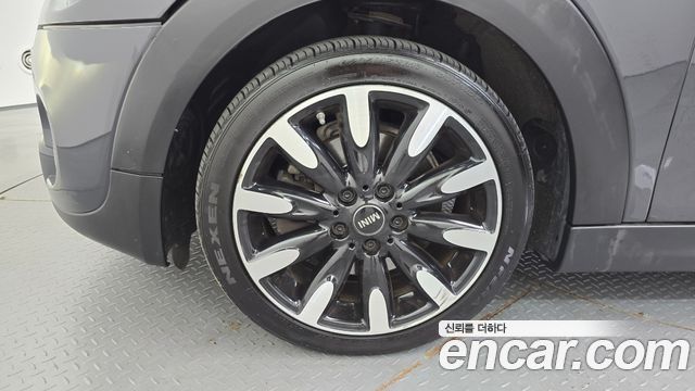 Mini Cooper S 5Door HIGH 3rd - фото 4