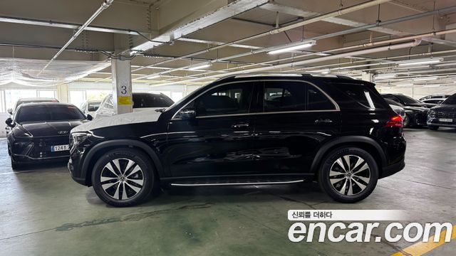 Mercedes-Benz GLE-Class W167 GLE300d 4MATIC - фото 1