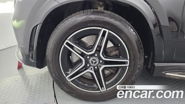 Mercedes-Benz GLE-Class W167 GLE400d 4MATIC Coupe - фото 4