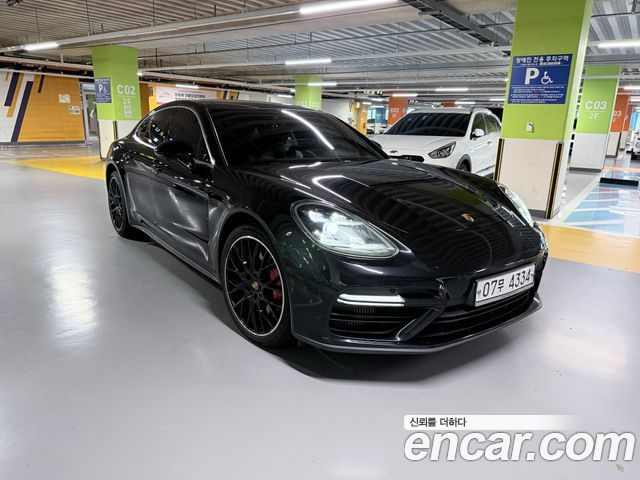 Porsche Panamera 4.0 Turbo - фото 1