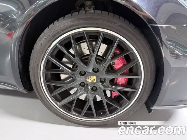 Porsche Panamera 4.0 Turbo - фото 2