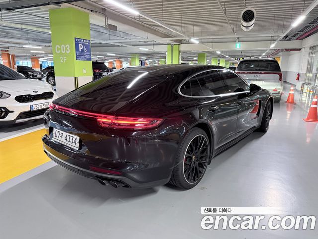 Porsche Panamera 4.0 Turbo - фото 3