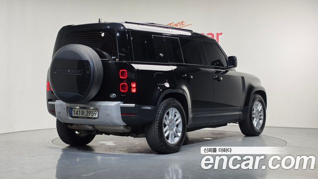 Land Rover Defender L663 110 D250 S - фото 1