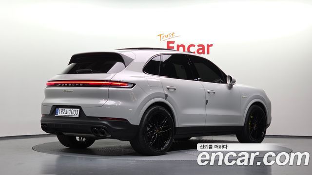 Porsche Cayenne PO536 3.0 E-Hybrid - фото 1