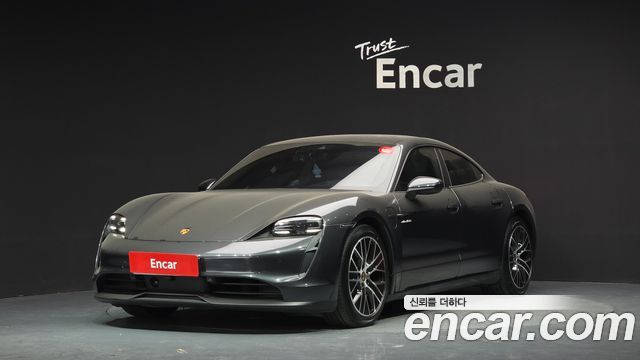 Porsche Taycan Base - фото 0
