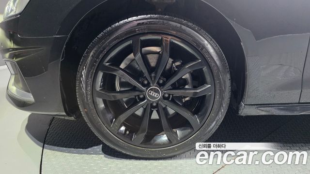 Audi A4 B9 40 TFSI - фото 4