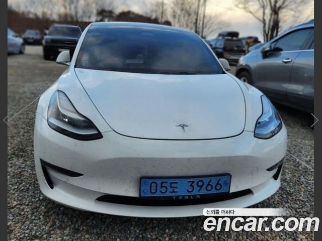 Tesla Model 3 Long Range AWD - фото 0
