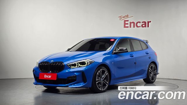 BMW 1 Series F40 120i M Sports - фото 0