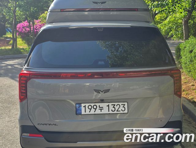 Kia Carnival New 4-го поколения Gasoline 9-Seater Hi Limousine (7-seater Limousine(Special vehicle) - фото 3