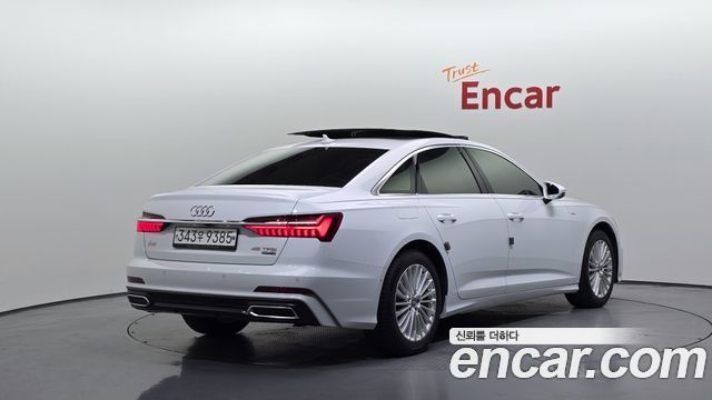 Audi A6 C8 45 TFSI Quattro Premium - фото 1