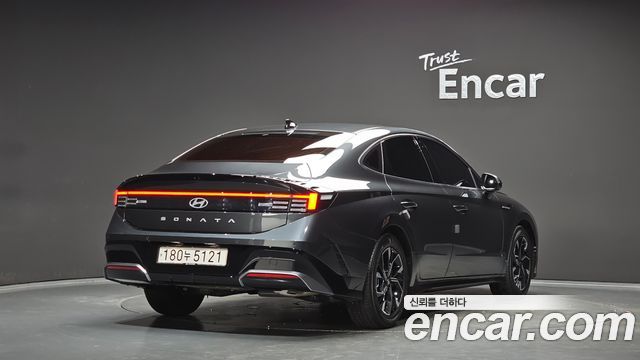 Hyundai Sonata The Edge DN8 2.0 Exclusive - фото 1