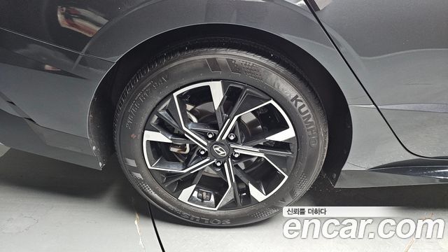 Hyundai Sonata The Edge DN8 2.0 Exclusive - фото 4