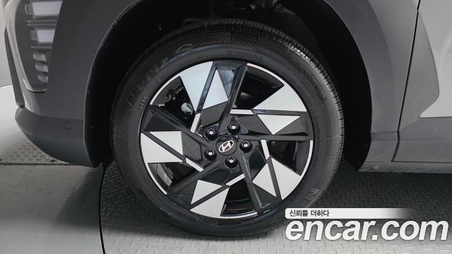 Hyundai Kona SX2, гибрид Inspiration - фото 4