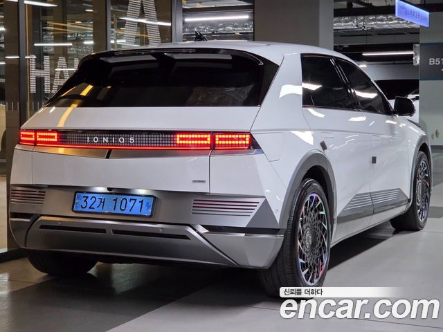 Hyundai Ioniq5 Long Range AWD Prestige - фото 1