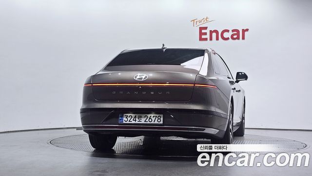 Hyundai Grandeur GN7, гибрид Exclusive - фото 3