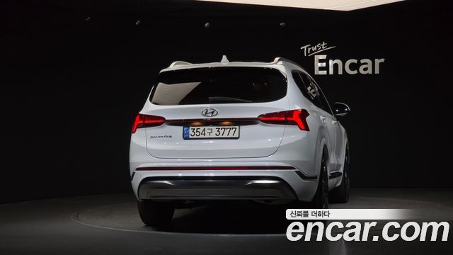 Hyundai Santafe New Diesel 2.2 2WD Calligraphy - фото 3