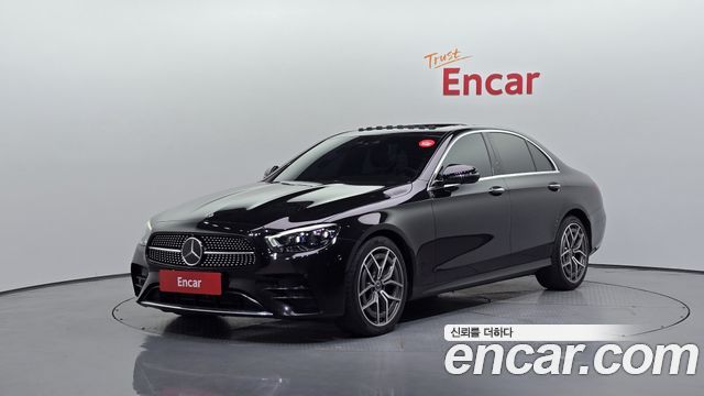 Mercedes-Benz E-Class W213 E220d 4MATIC AMG Line - фото 0