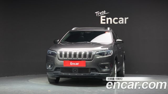 Jeep Cherokee KL 2.4 Longitude High AWD - фото 2