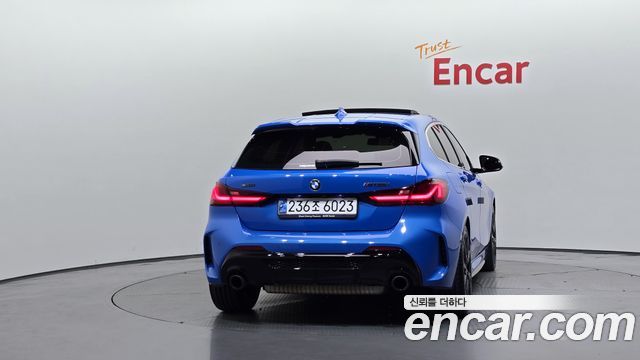 BMW 1 Series F40 M135i xDrive - фото 2