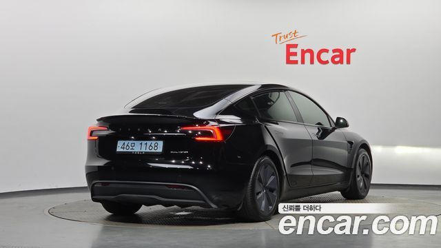 Tesla Model 3 Long Range AWD - фото 1